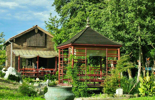 Le château du domaine de Larbeou, magnifique manoir construit en 1908