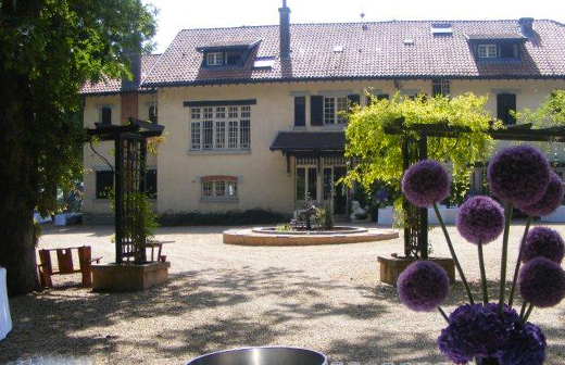 Le château du domaine de Larbeou, magnifique manoir construit en 1908